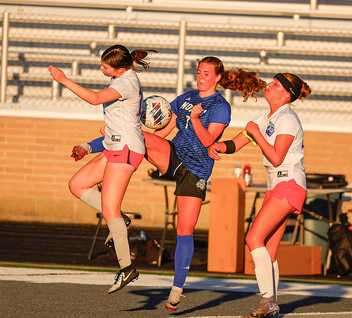 20251010cr CN vs WHT GS