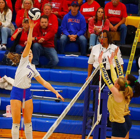 20251027dj Roncalli Regional Volleyball