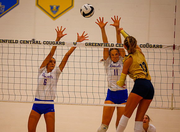 20251027dj Roncalli Regional Volleyball