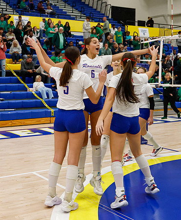 20251027dj Roncalli Regional Volleyball