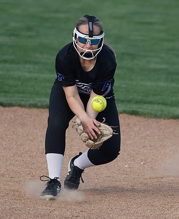 20240418dj FRK at WH Softball