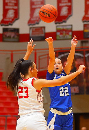 20251203dj FRK at CG Basketball