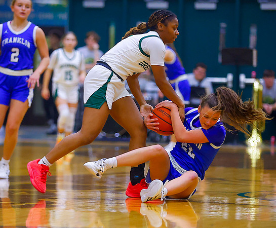 20251213dj FRK at GRN Basketball