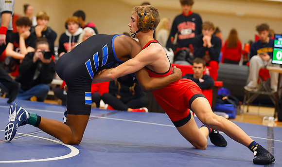 20251222dj JC Wrestling