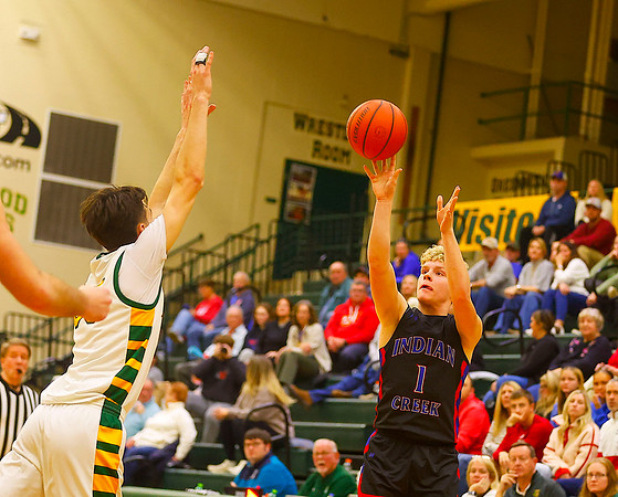20260122dj IC at GRN Boys BB