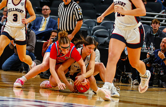 20260302dj RON vs B Girls State Basketball
