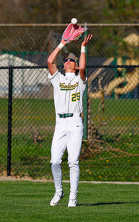 20260407dj WHT at GRN Boys Baseball