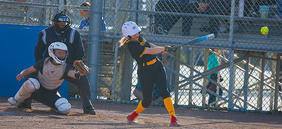 20260409dj GRN at WHT Softball