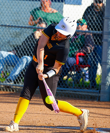 20260409dj GRN at WHT Softball