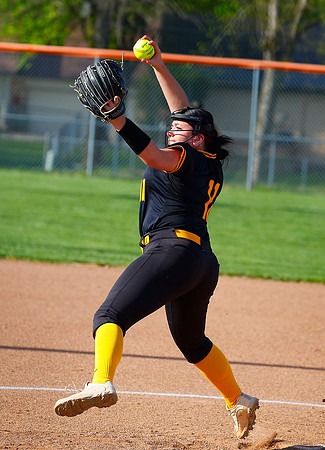 20260409dj GRN at WHT Softball