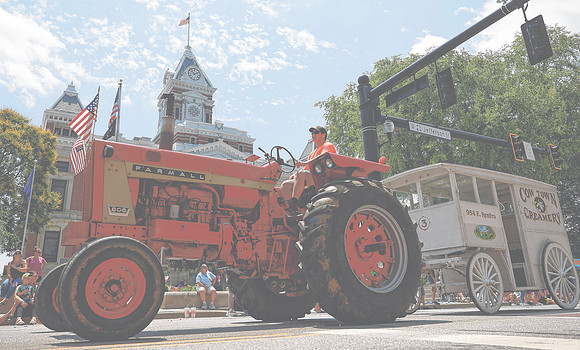 20240715dj JC Fair Parade