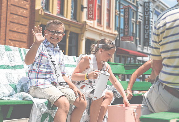 20240715dj JC Fair Parade