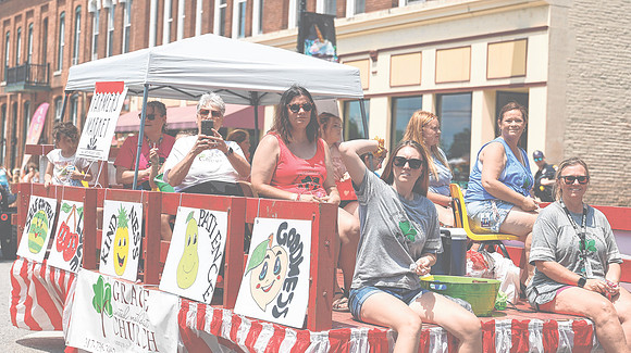 20240715dj JC Fair Parade