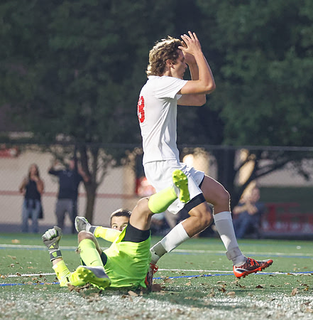 20241014dj EC at CG Sect Finals Boys Soccer